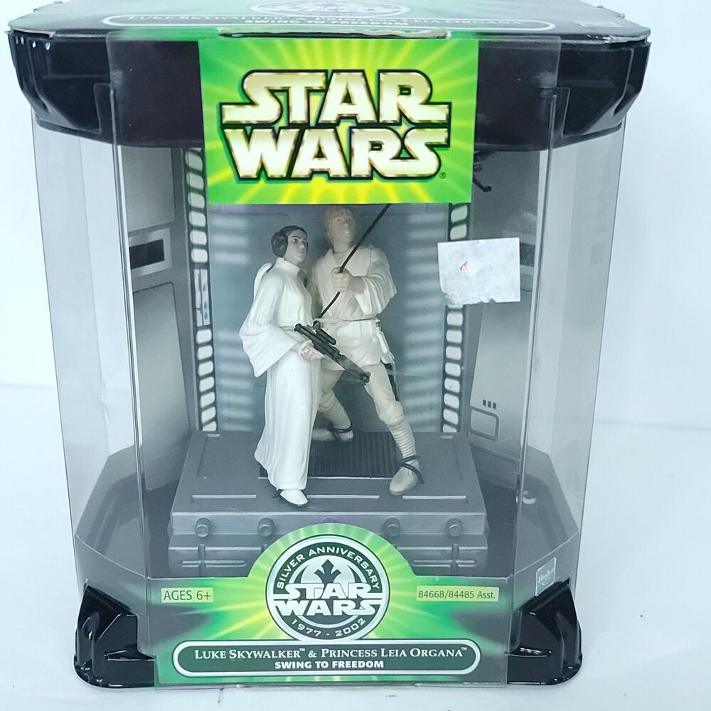Hasbro Star Wars Silver Anniv 1977-2002 Swing to Freedom Luke Skywalker Leia